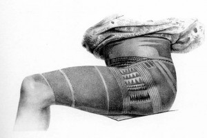 The print by French explorer {link url="http://tongan_tattoo.tripod.com/TonganTattoo/" target="_blank" rel="nofollow"}Captain d’Urville{/link} is one of the oldest records of Tongan tattooing or Tatatau.