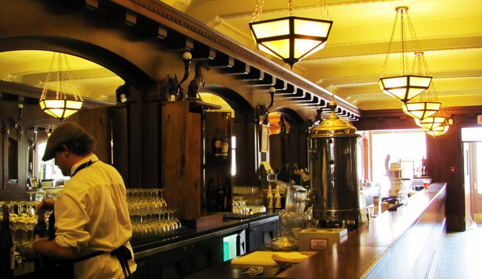 Selkirk Hotel