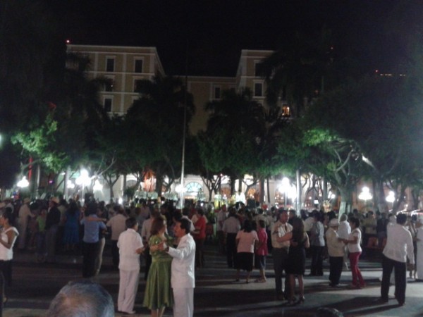 Los Danzantes