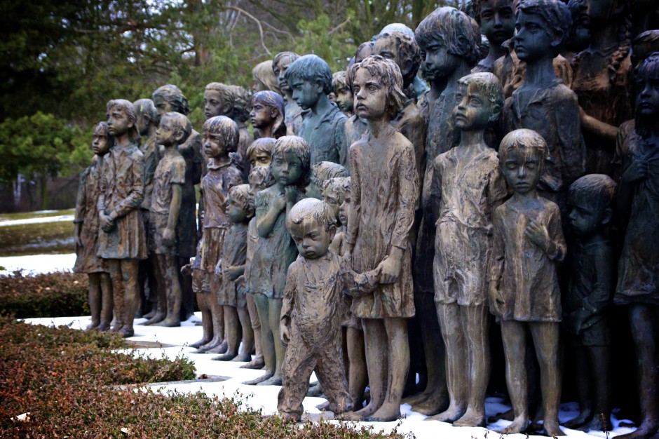 War Children's Victims Monument