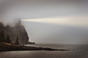 Split Rock Lighthouse by © Brandon Elijah Scott / www.eyeandpen.com