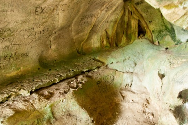 This is where the ancient human remains and broken jars found in Bakwitan Cave before is was looted by treasure hunters and tourist, Isla de Gigantes. (Photo: AL DESTACAMENTO)