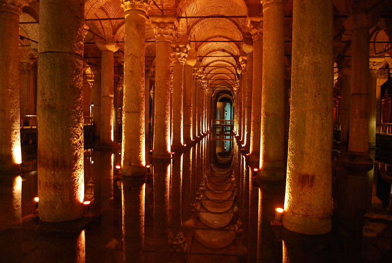 Cisterna_Basilica_Junto_a_Santa_Sofia_Estambul_