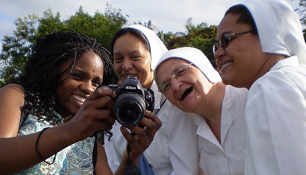 Lola Akinmade with nuns in Nicaragua