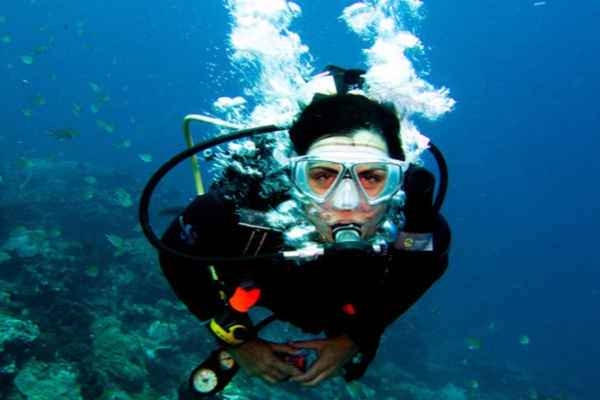 scuba instructor