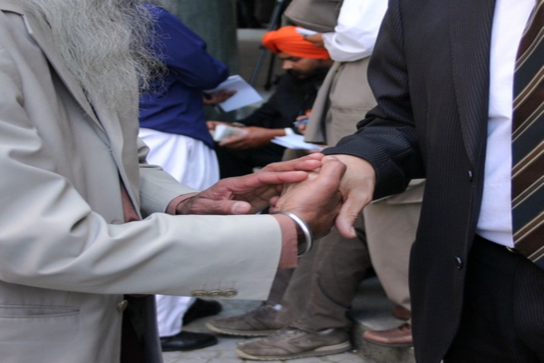 hand shake