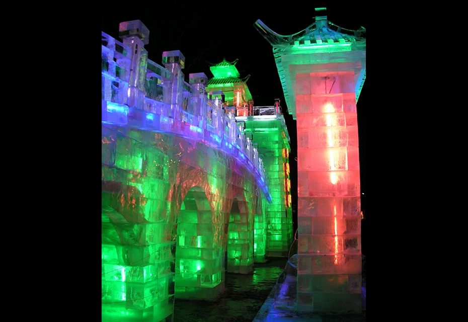 20110116 ice18 24 Ice Sculptures
