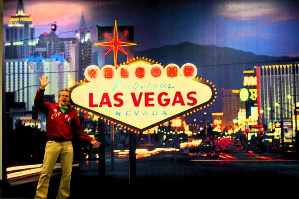 Las Vegas welcome sign