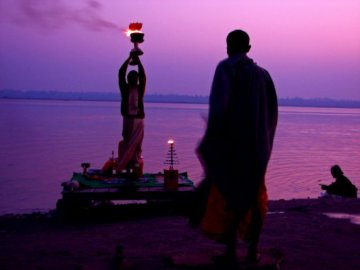 Violet sunrise on the Ganges