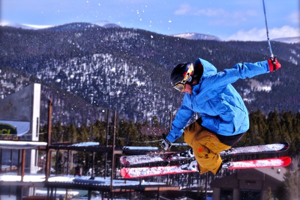 Family skiing at Breckenridge, CO