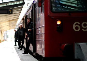 Getting off the train, Norway