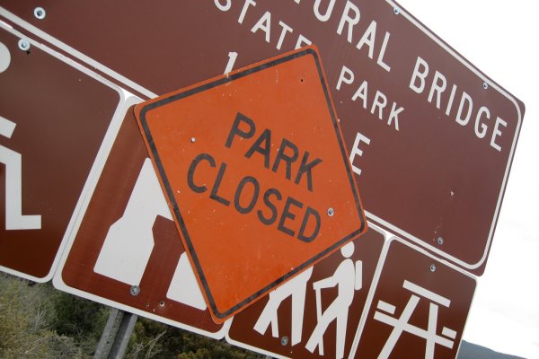 Tonto Natural Bridge State Park, closed