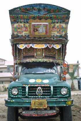 Truck at Gulshan Chaurangi