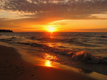 Sunrise, Milwaukee's Bradford Beach