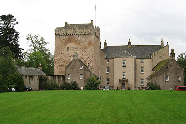 Kilravock Castle