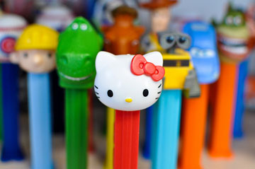 Hello Kitty pez dispenser