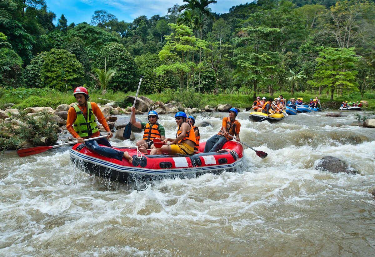 adventure trips asia