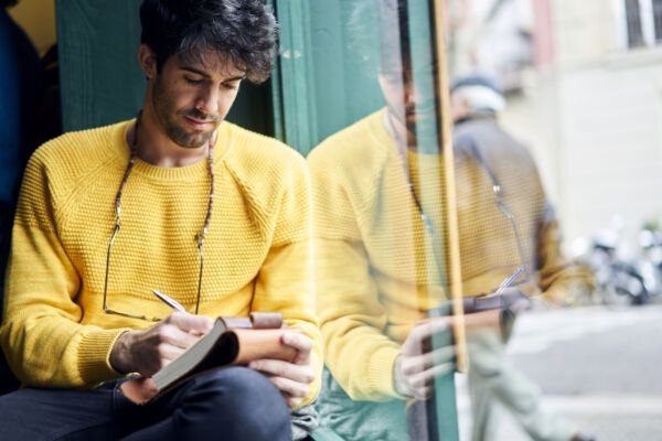 How Better Note Taking Can Improve Your Travel Writing
