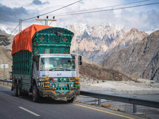 karakoram highway travel