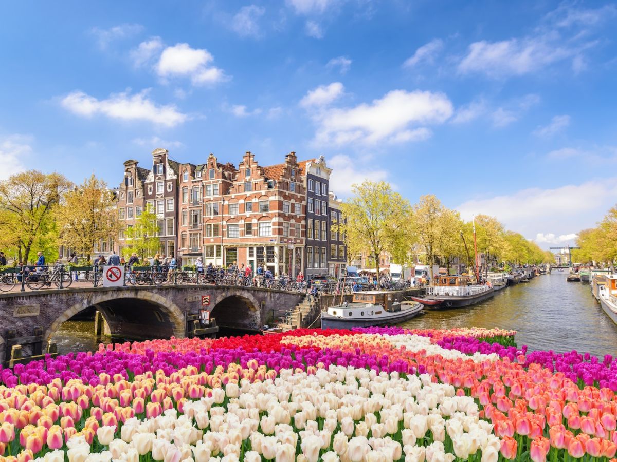 tourist guide to amsterdam