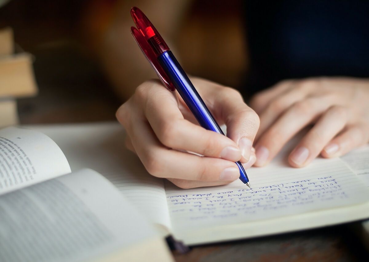 8 Easy Tips to Improve Your Handwriting