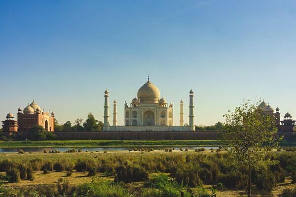 Planning on Visiting the Taj Mahal? Here's Your Guide