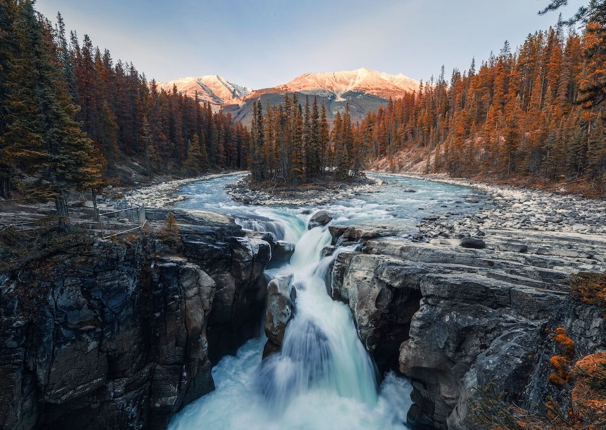 Sunwapta-Falls-Jasper-Canada-