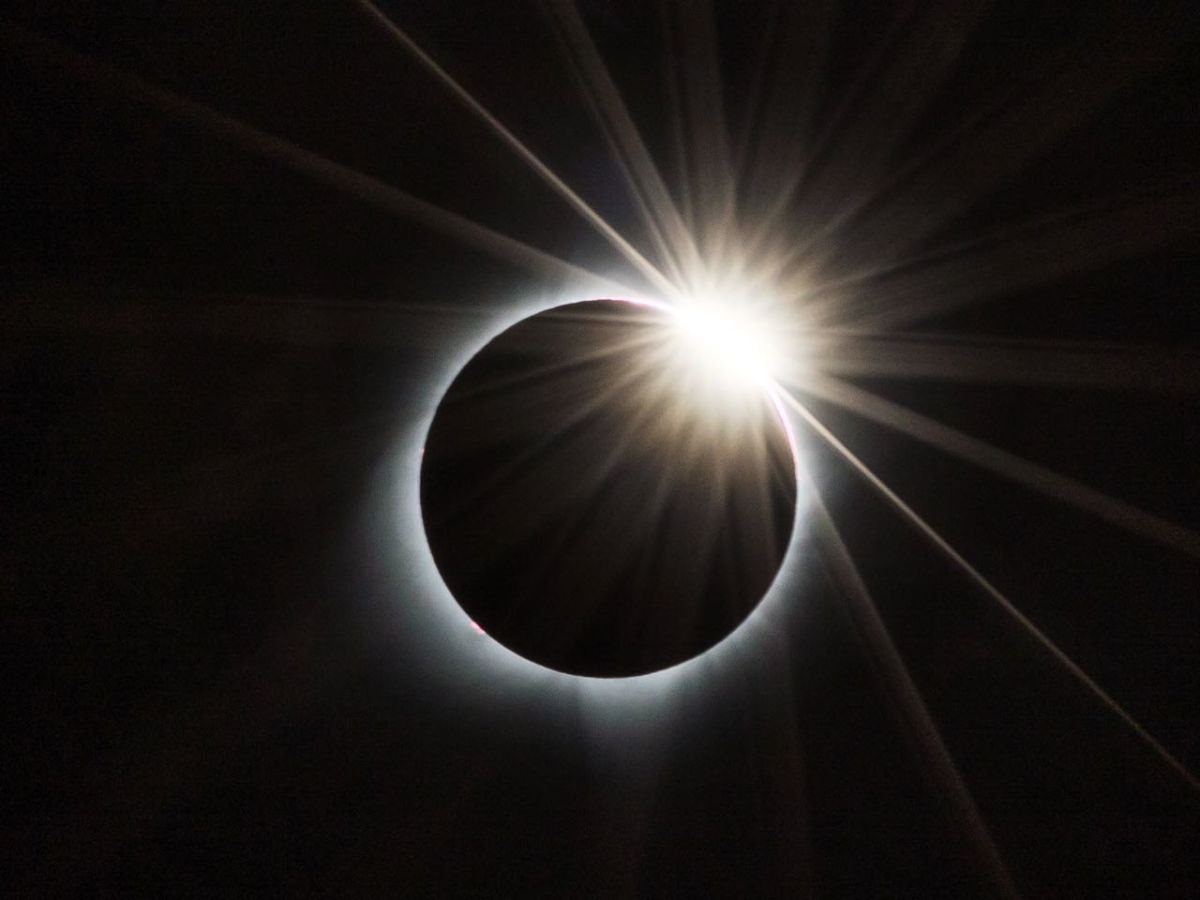 Here Are Some of the Coolest Images of Yesterday's Eclipse
