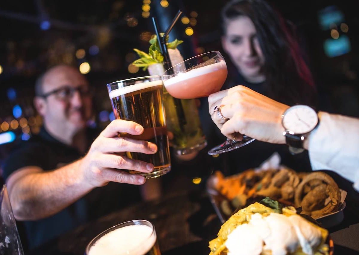 Top 10 Nightlife Spots You Need to Check Out in Edinburgh
