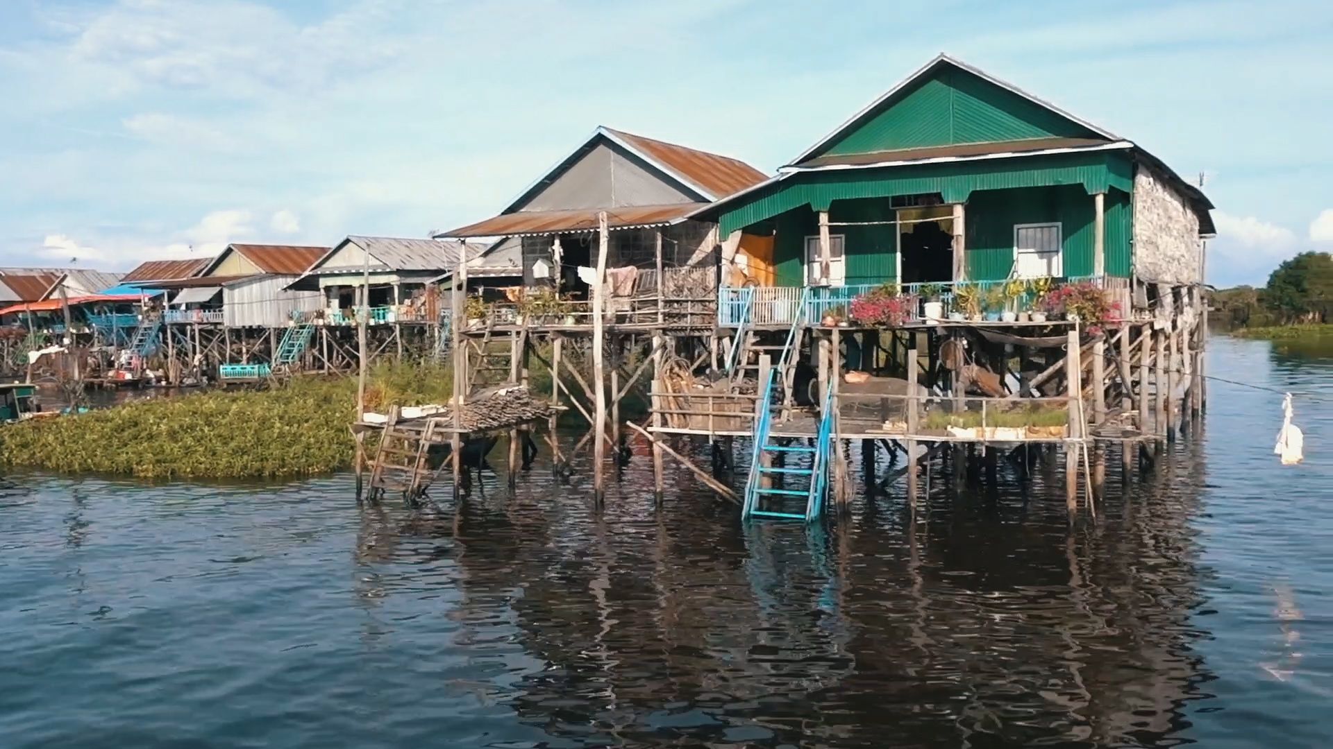 How to Visit Cambodia's Floating Village of Kampong Phluk