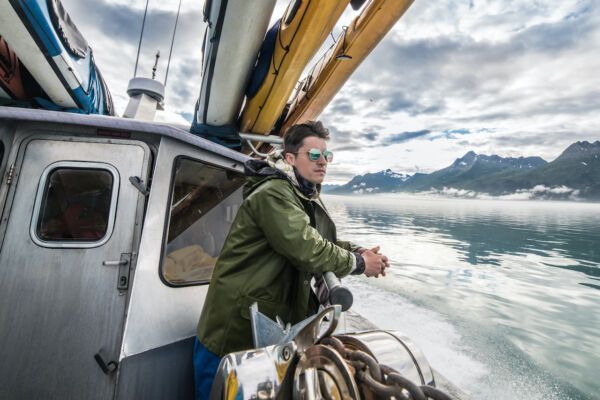 how-to-get-work-on-an-alaskan-fishing-boat