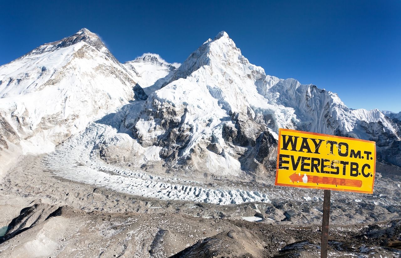 Way to Mount Everest