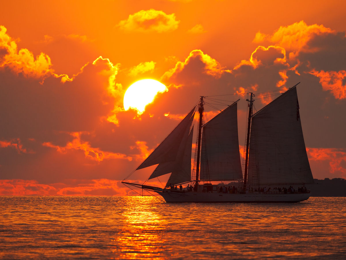 cruise ship sunset images