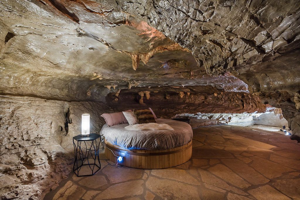 This Luxurious Ozark Mountain Cave Is For Rent   Bed In Cave 