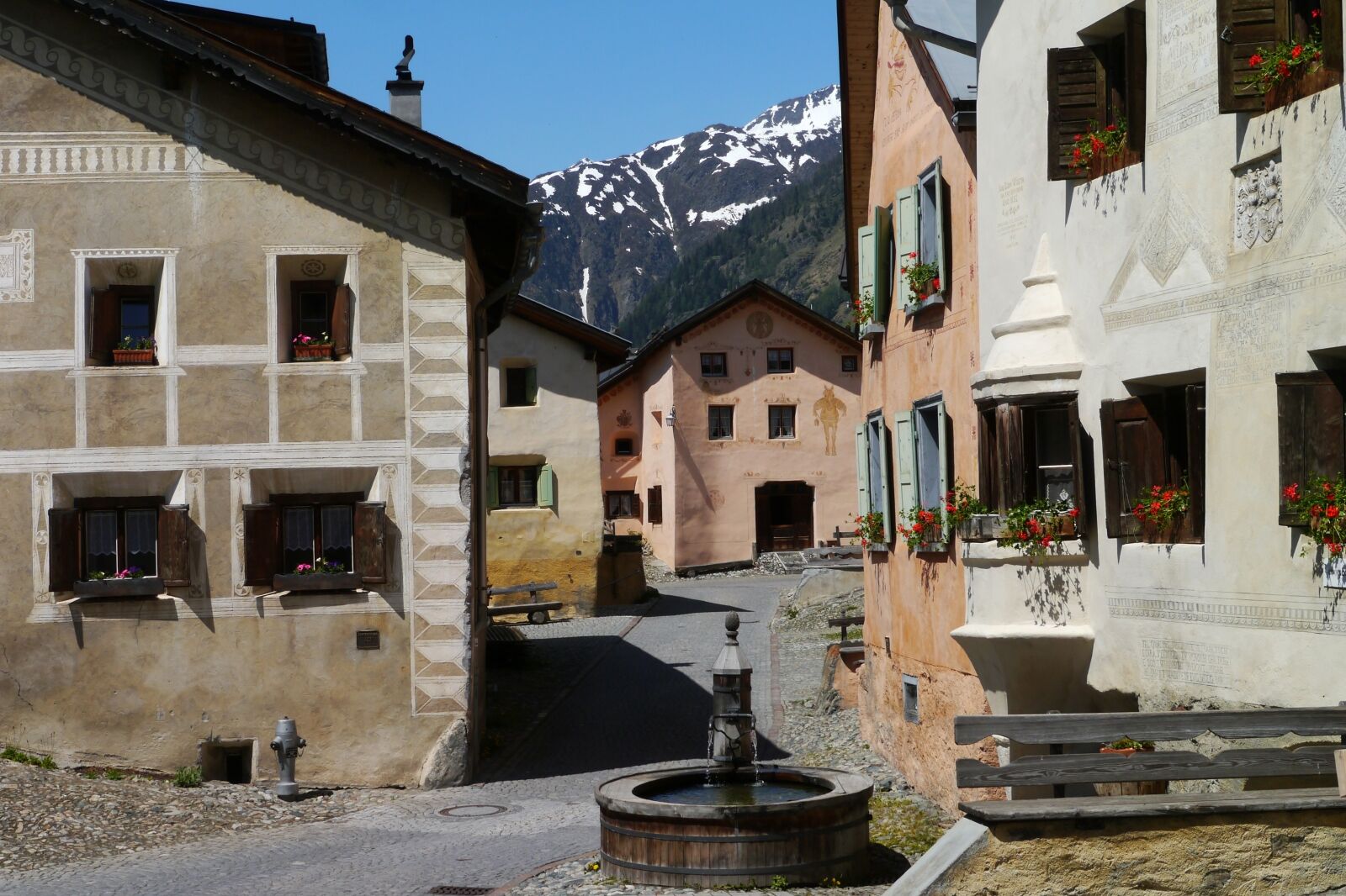 swiss village Guarda