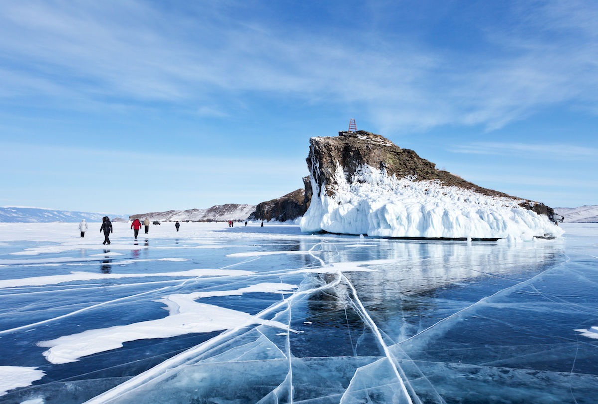 The Best Lakes to Ice Skate in North America and Europe