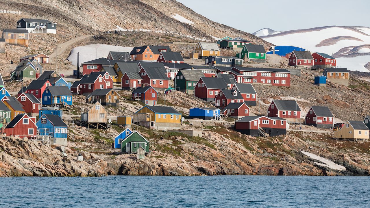 How to Stay at the Most Remote Hotel in Greenland, Ittoqqortoormiit ...