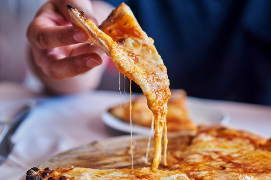 The Pizza Styles Of New York Chicago And Miami Ranked