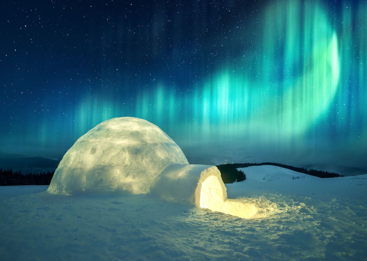 where-can-you-sleep-in-igloos-in-greenland