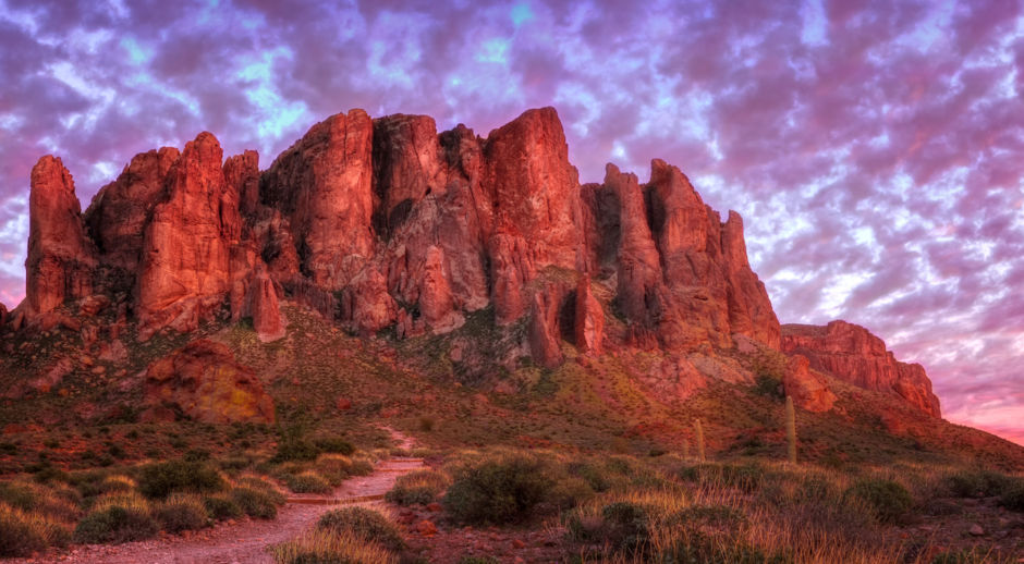 superstition mountain address