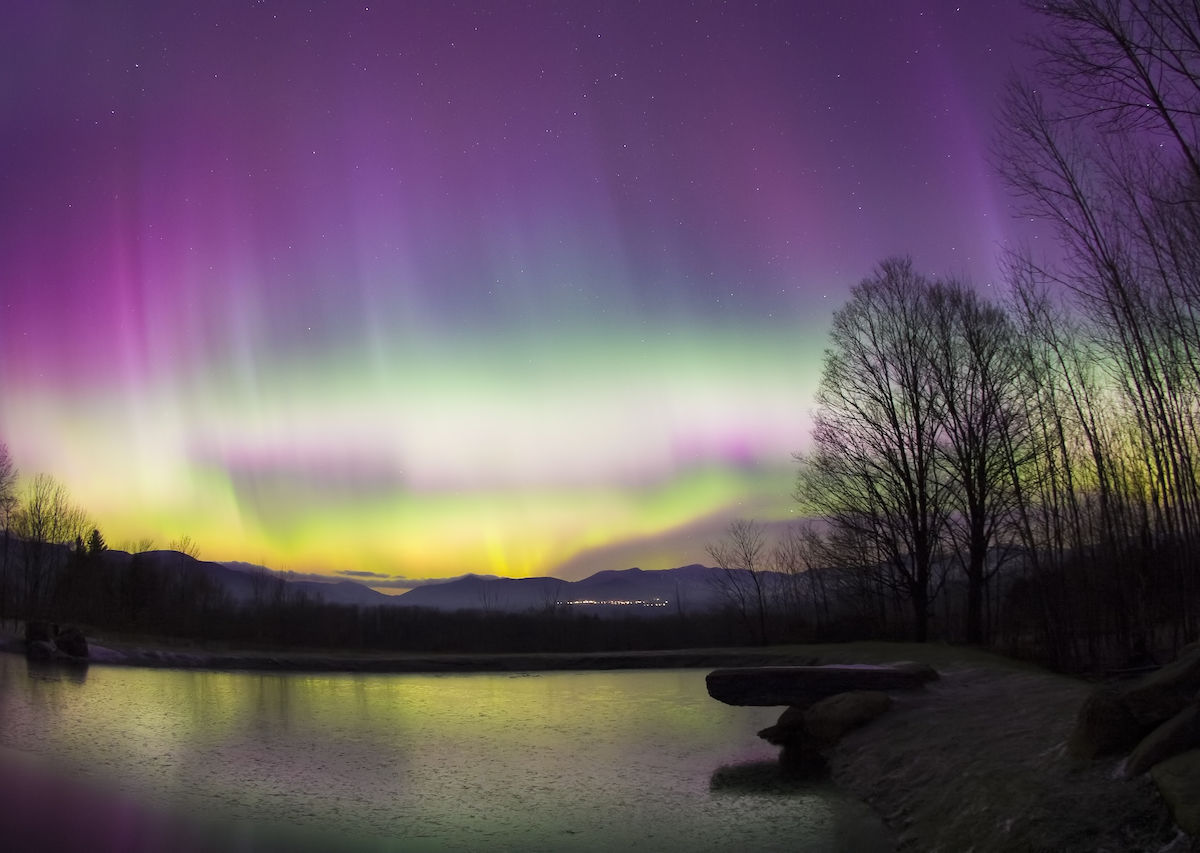 Northern Lights Visible Over the US Tonight