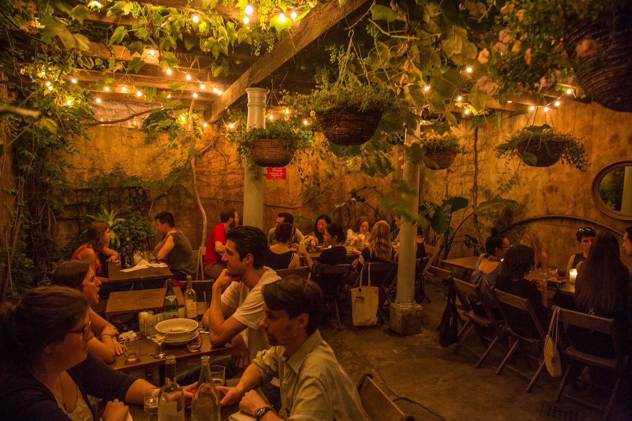 best-late-night-bars-in-brooklyn