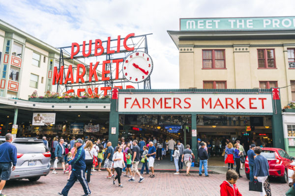 Pike Place Market Guide The 17 Best Places To Eat Drink And Shop   Pike Place Market 600x400 