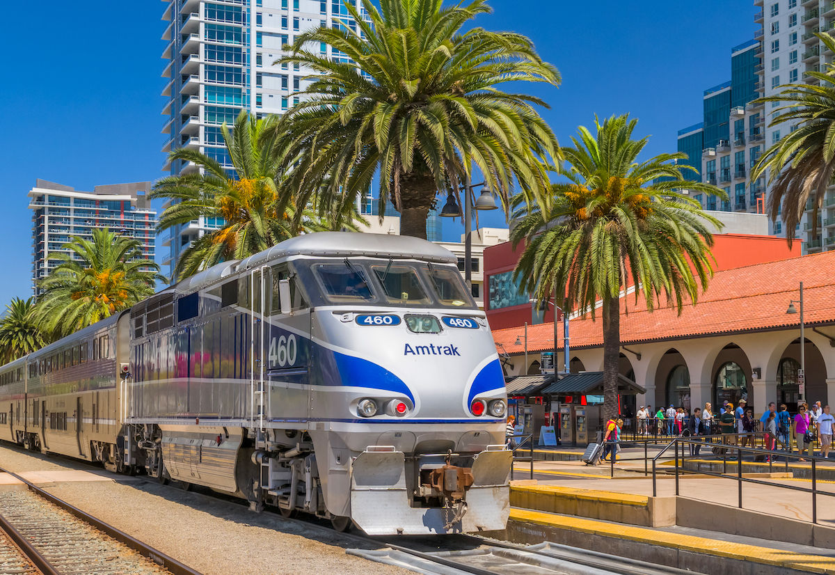 amtrak train trips out west