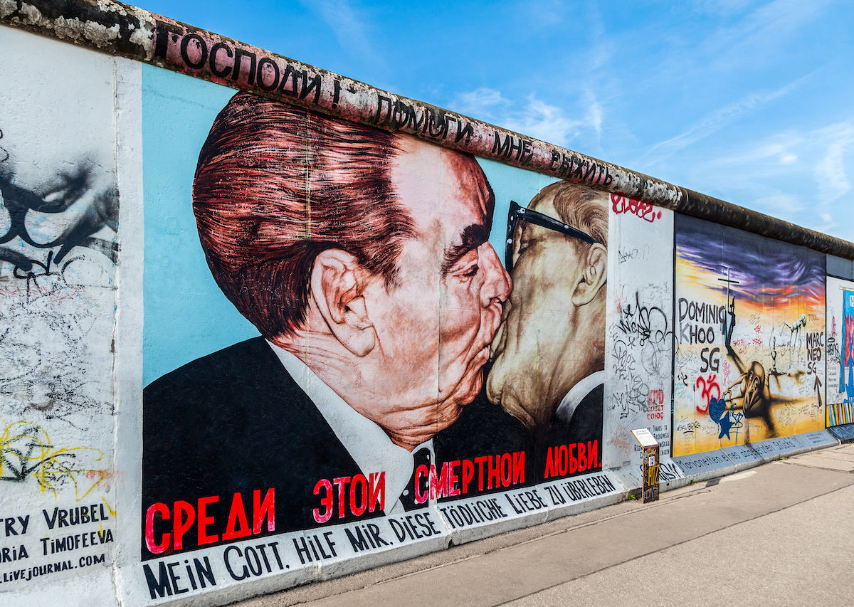 2 Ways to Celebrate the Fall of the Berlin Wall