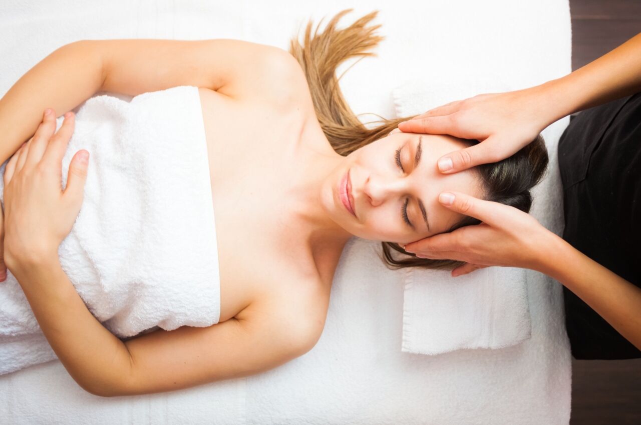 Woman having Chinese Massage 