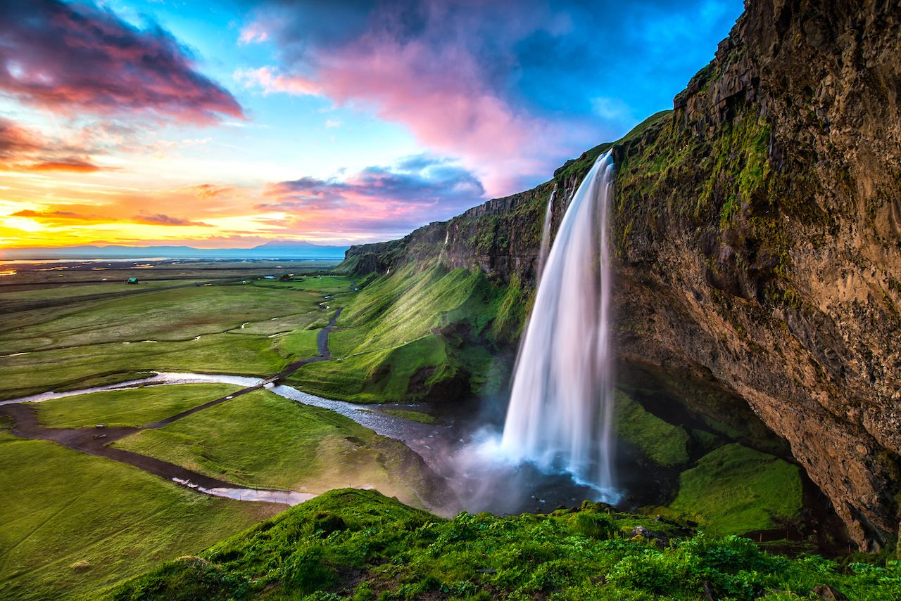 TravelWireDaily — Here Are 20 of the Most Instagrammed Waterfalls in the World