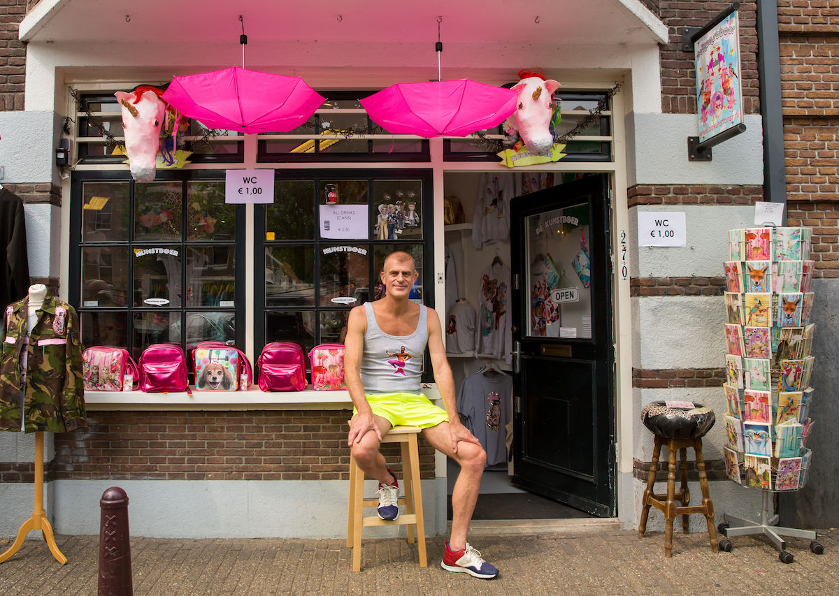 Amsterdam's Gay Nightlife - Colorful and Crazy