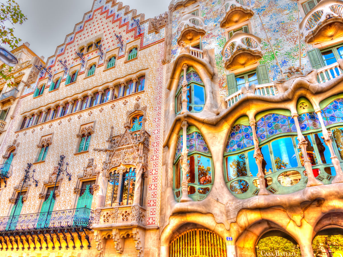 Unique Buildings In Barcelona Gaud Barcelona 10 Of The Architect s
