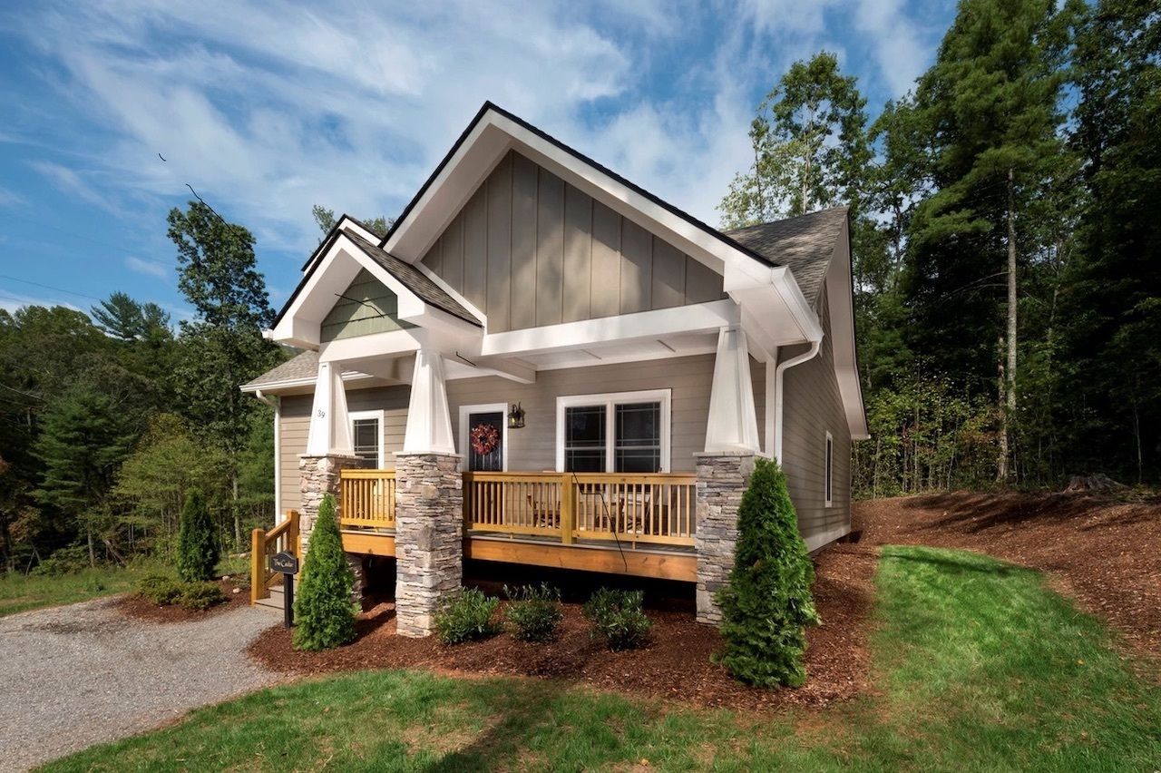 Luxury cabins at Asheville Cottages in North Carolina